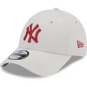 kapa-zaobljena-bez-podesiv-9forty-league-essential-new-york-yankees-mlb-new-era