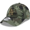 kapa-zaobljena-maskirni-podesiv-9forty-all-over-print-painted-los-angeles-dodgers-mlb-new-era