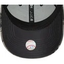 kapa-zaobljena-maskirni-podesiv-9forty-all-over-print-painted-new-york-yankees-mlb-new-era