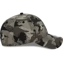 kapa-zaobljena-maskirni-podesiv-9forty-all-over-print-painted-new-york-yankees-mlb-new-era