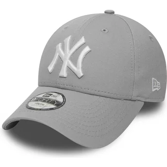 New Era Curved Brim Youth 9FORTY Essential New York Yankees MLB Grey Adjustable Cap
