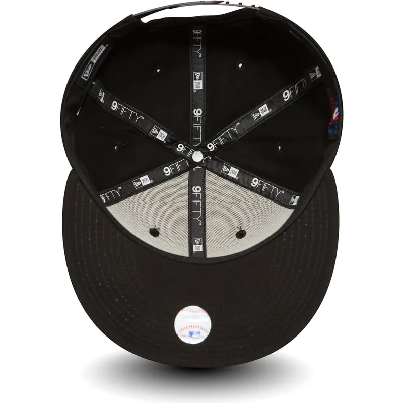 kapa-ravna-crna-snapback-9fifty-black-on-black-new-york-yankees-mlb-new-era