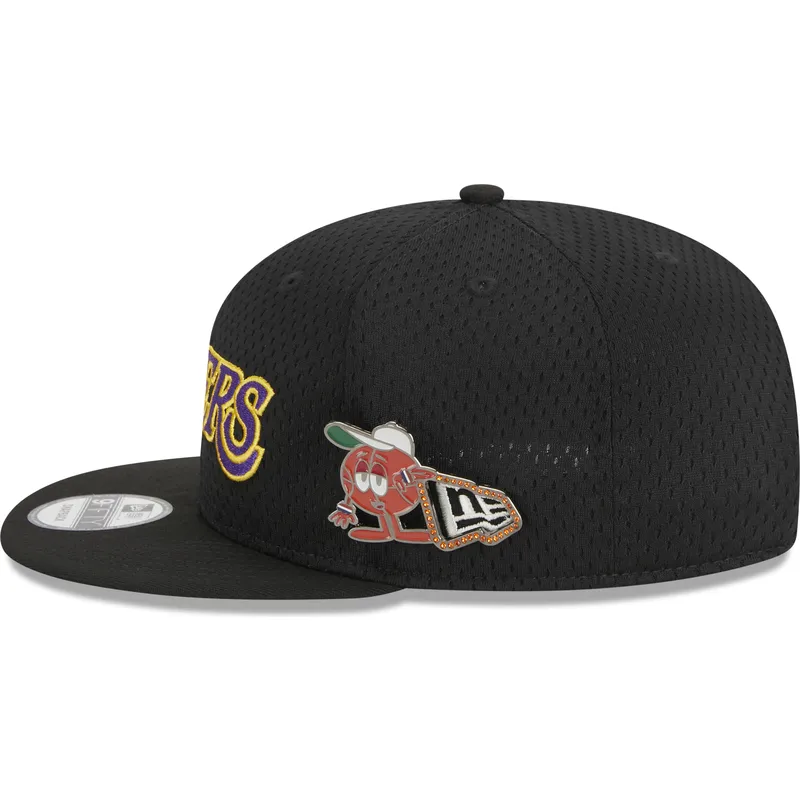 cap-ravna-black-snapback-9fifty-post-up-pin-los-angeles-lakers-nba-new-era