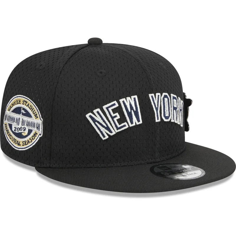 kapa-ravna-crna-snapback-9fifty-post-up-pin-new-york-yankees-mlb-new-era