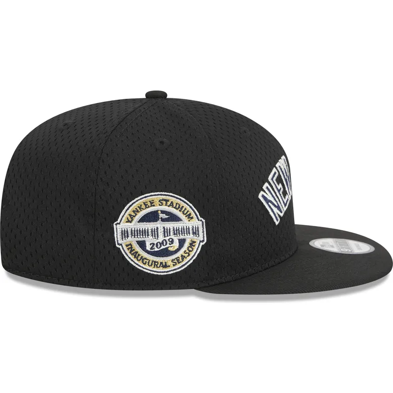 kapa-ravna-crna-snapback-9fifty-post-up-pin-new-york-yankees-mlb-new-era