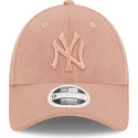 kapa-zaobljena-ruzicasta-podesiv-9forty-velour-new-york-yankees-mlb-new-era