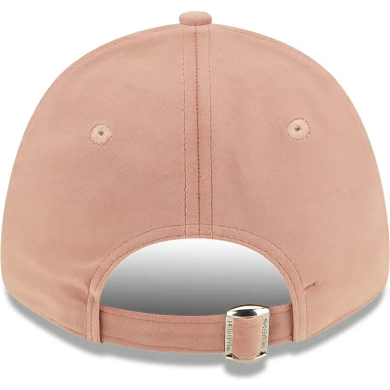 kapa-zaobljena-ruzicasta-podesiv-9forty-velour-new-york-yankees-mlb-new-era kapa-zaobljena-ruzicasta-podesiv-9forty-velour-new-york-yankees-mlb-new-era