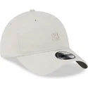 kapa-zaobljena-bez-podesiv-9twenty-mini-new-york-yankees-mlb-new-era