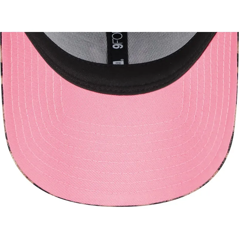 kapa-zaobljena-leopard-podesiv-rosa-9forty-velour-new-york-yankees-mlb-new-era