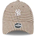kapa-zaobljena-smeda-podesiv-9forty-houndstooth-new-york-yankees-mlb-new-era
