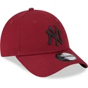 kapa-zaobljena-crvena-podesiv-9forty-league-essential-new-york-yankees-mlb-new-era