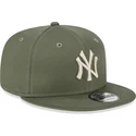 kapa-ravna-zelena-snapback-9fifty-league-essential-new-york-yankees-mlb-new-era