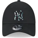 kapa-zaobljena-crna-podesiv-9forty-seasonal-infill-new-york-yankees-mlb-new-era