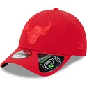 kapa-zaobljena-crvena-podesiv-9forty-repreve-outline-chicago-bulls-nba-new-era