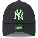 kapa-zaobljena-crna-podesiv-9forty-neon-new-york-yankees-mlb-new-era