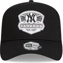 kapa-zaobljena-crna-snapback-a-frame-patch-new-york-yankees-mlb-new-era