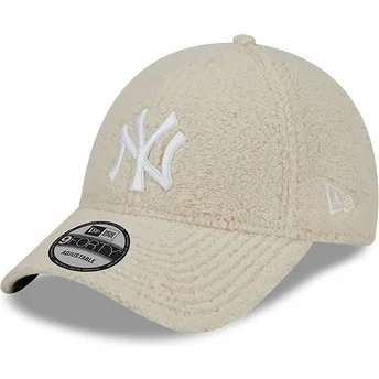 kapa-zaobljena-bez-podesiv-9forty-teddy-new-york-yankees-mlb-new-era