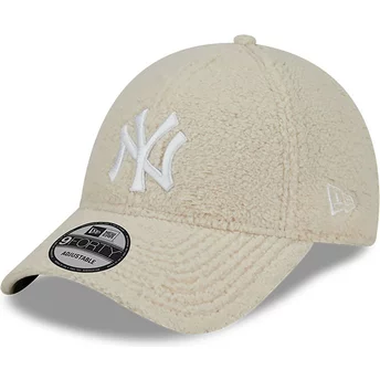 New Era Curved Brim 9FORTY Teddy New York Yankees MLB Beige Adjustable Cap
