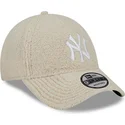 kapa-zaobljena-bez-podesiv-9forty-teddy-new-york-yankees-mlb-new-era