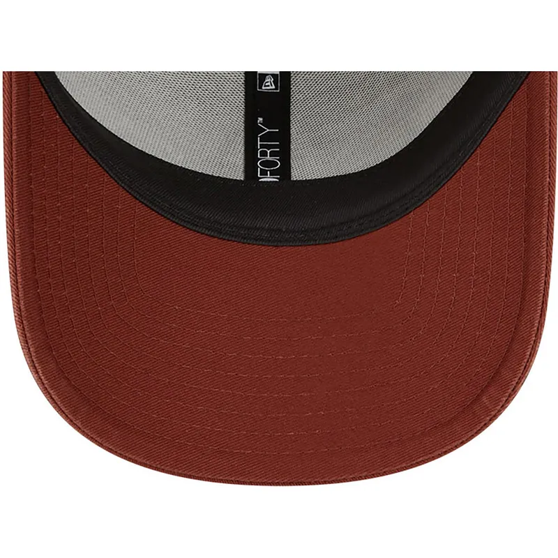 kapa-zaobljena-smeda-podesiv-9forty-washed-canvas-boston-red-sox-mlb-new-era