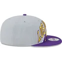 kapa-ravna-siva-snapback-9fifty-tip-off-2023-los-angeles-lakers-nba-new-era