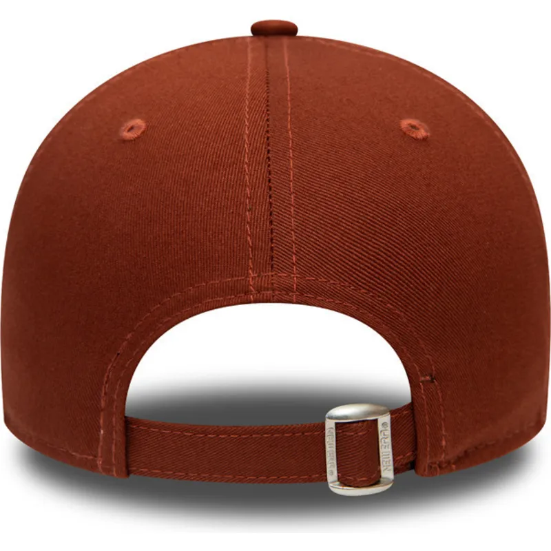 kapa-zaobljena-smeda-podesiv-9forty-league-essential-new-york-yankees-mlb-new-era