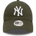 kapa-zaobljena-zelena-podesiv-9twenty-league-essential-new-york-yankees-mlb-new-era