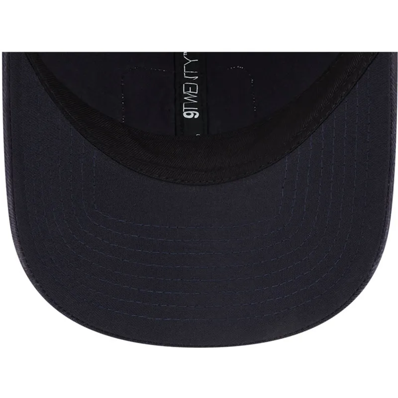 kapa-zaobljena-mornarsko-plava-snapback-9twenty-stripe-new-york-yankees-mlb-new-era