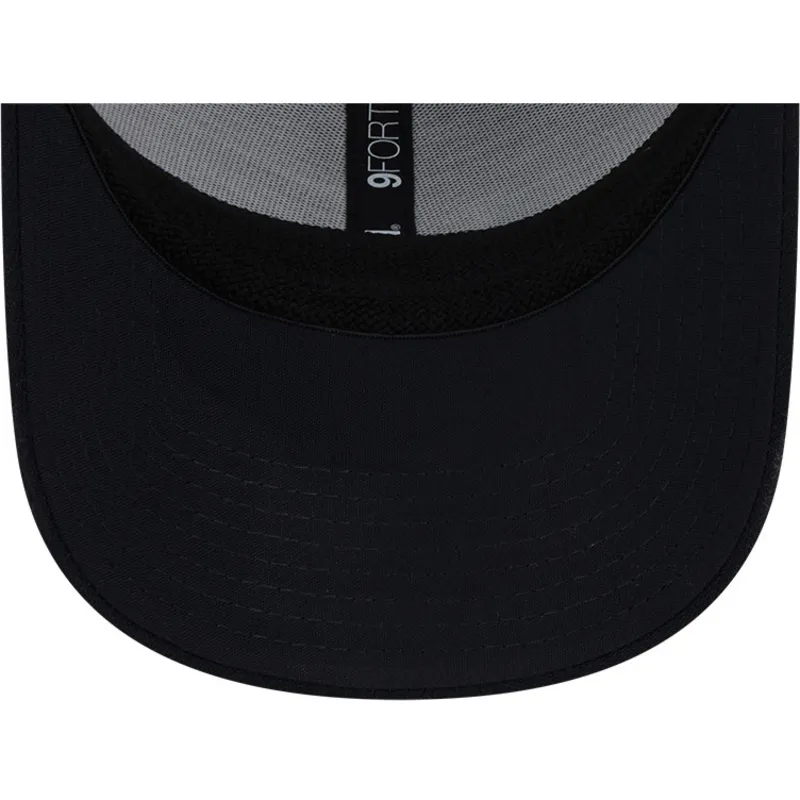 kapa-zaobljena-mornarsko-plava-snapback-9forty-stretch-snap-tab-new-york-yankees-mlb-new-era