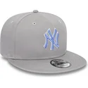 kapa-ravna-siva-snapback-9fifty-outline-new-york-yankees-mlb-new-era