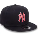 kapa-ravna-mornarsko-plava-snapback-9fifty-outline-new-york-yankees-mlb-new-era