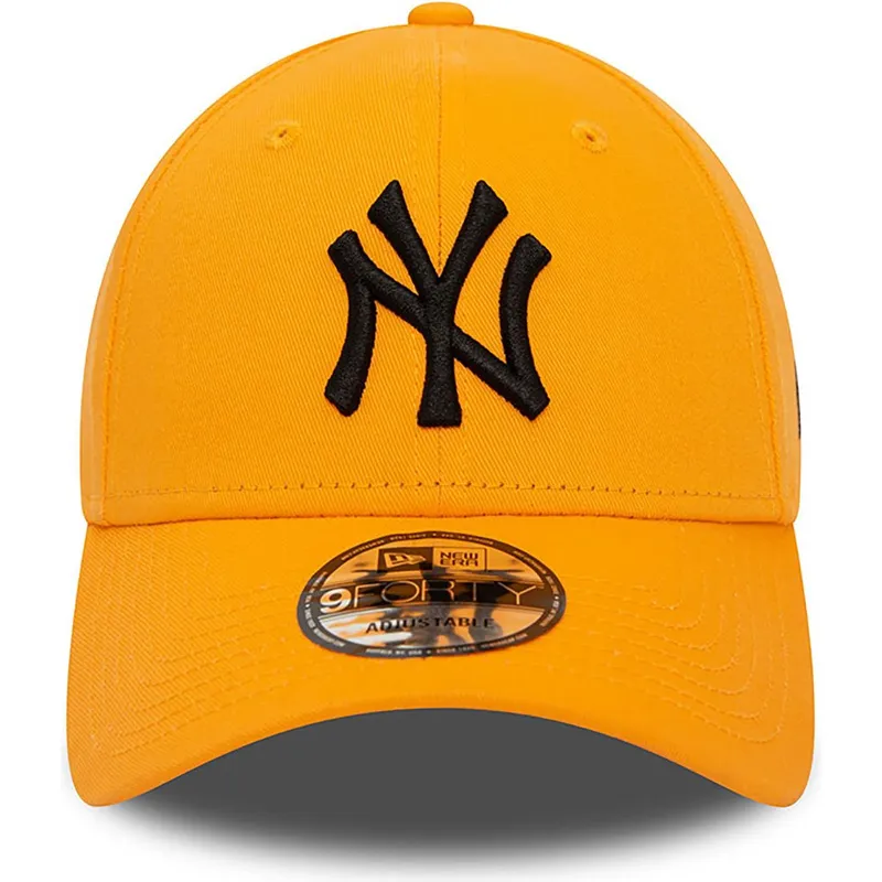 kapa-zaobljena-narancasta-podesiv-9forty-league-essential-new-york-yankees-mlb-new-era