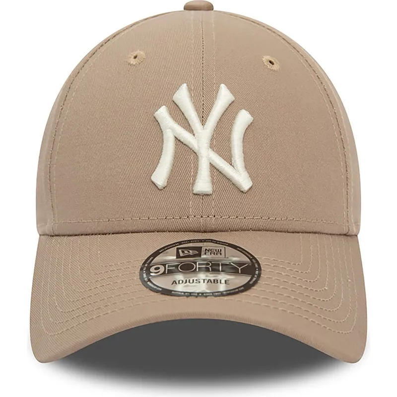 kapa-zaobljena-smeda-podesiv-9forty-league-essential-new-york-yankees-mlb-new-era