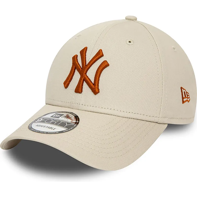 kapa-zaobljena-bez-podesiv-9forty-league-essential-new-york-yankees-mlb-new-era