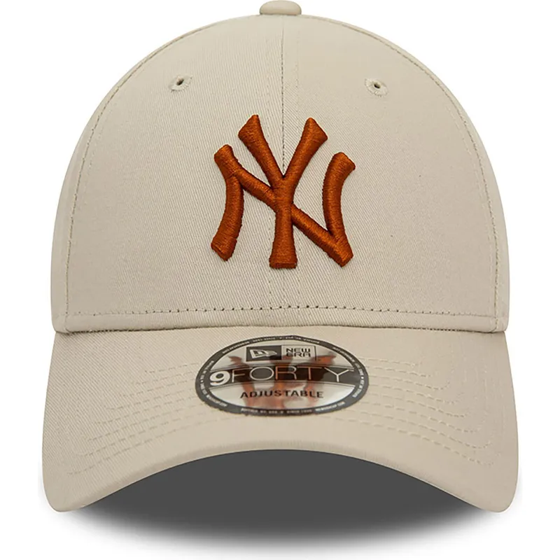kapa-zaobljena-bez-podesiv-9forty-league-essential-new-york-yankees-mlb-new-era