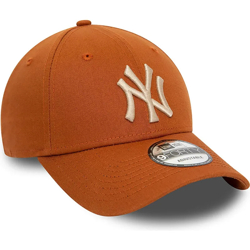 kapa-zaobljena-smeda-podesiv-9forty-league-essential-new-york-yankees-mlb-new-era