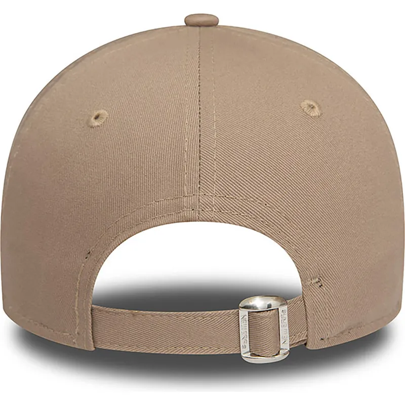 kapa-zaobljena-smeda-podesiv-9twenty-league-essential-new-york-yankees-mlb-new-era