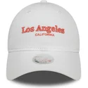 cap-zaobljena-white-adjustable-strap-9twenty-wordmark-los-angeles-california-new-era