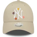 new-era-curved-brim-women-9forty-flower-new-york-yankees-mlb-beige-adjustable-cap