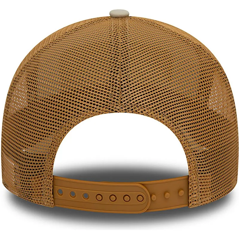 kapa-zaobljena-smeda-snapback-a-frame-patch-arizona-new-era