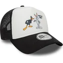 kapa-zaobljena-crna-snapback-a-frame-character-bugs-bunny-y-pato-lucas-looney-tunes-new-era