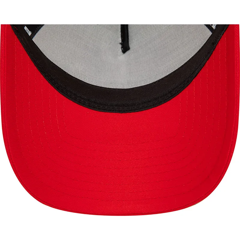kapa-zaobljena-crvena-snapback-a-frame-character-pato-lucas-y-porky-pig-looney-tunes-new-era