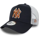 kapa-zaobljena-mornarsko-plava-snapback-a-frame-boucle-new-york-yankees-mlb-new-era
