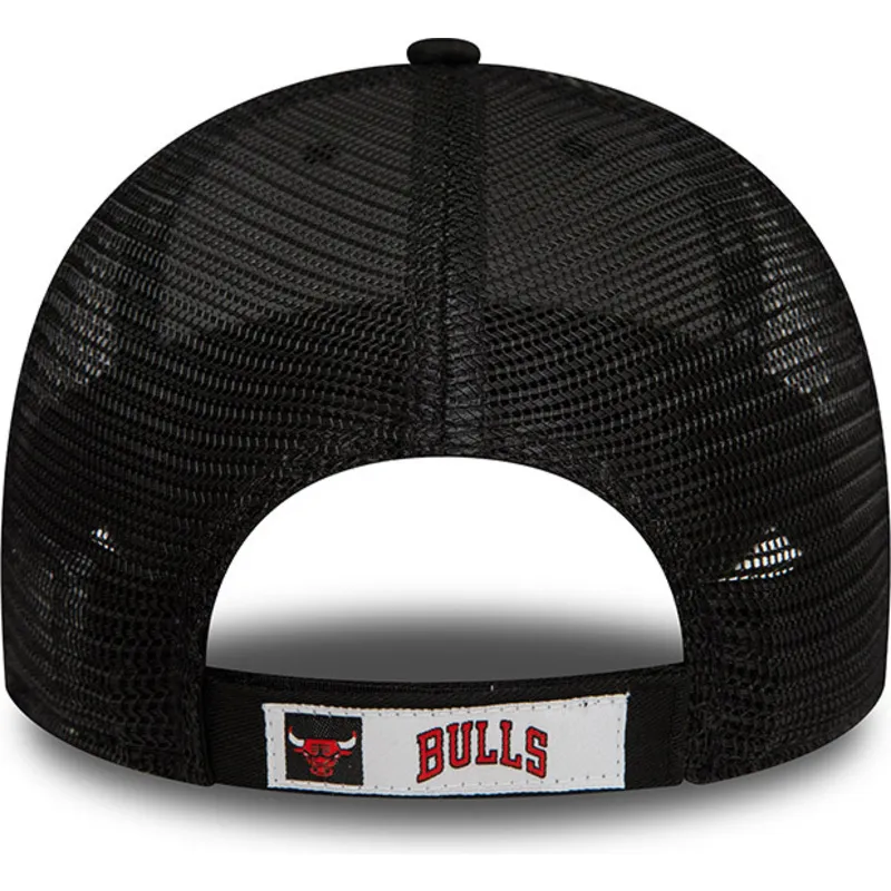 kapa-zaobljena-crna-podesiv-9forty-home-field-chicago-bulls-nba-new-era