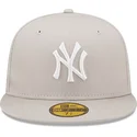 cap-ravna-beige-ajustada-59fifty-league-essential-new-york-yankees-mlb-new-era