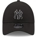 cap-zaobljena-black-adjustable-strap-9forty-pop-outline-new-york-yankees-mlb-new-era