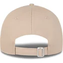 cap-zaobljena-beige-adjustable-strap-9forty-league-essential-new-york-yankees-mlb-new-era