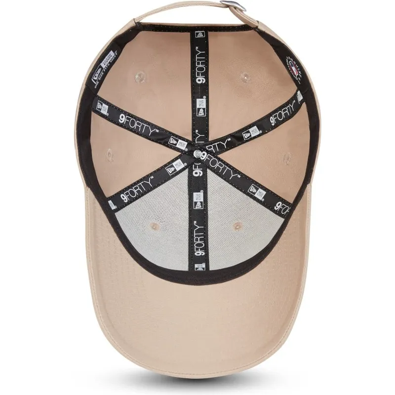 cap-zaobljena-beige-adjustable-strap-9forty-league-essential-new-york-yankees-mlb-new-era