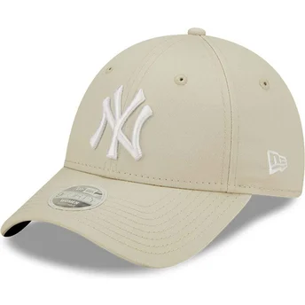 Cap zaobljena beige adjustable strap 9FORTY League Essential New York Yankees MLB New Era