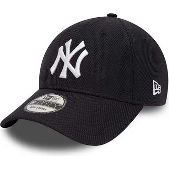Kape zaobljena mornarsko plava podesiva traka 9FORTY Diamond Era Essential New York Yankees MLB New Era